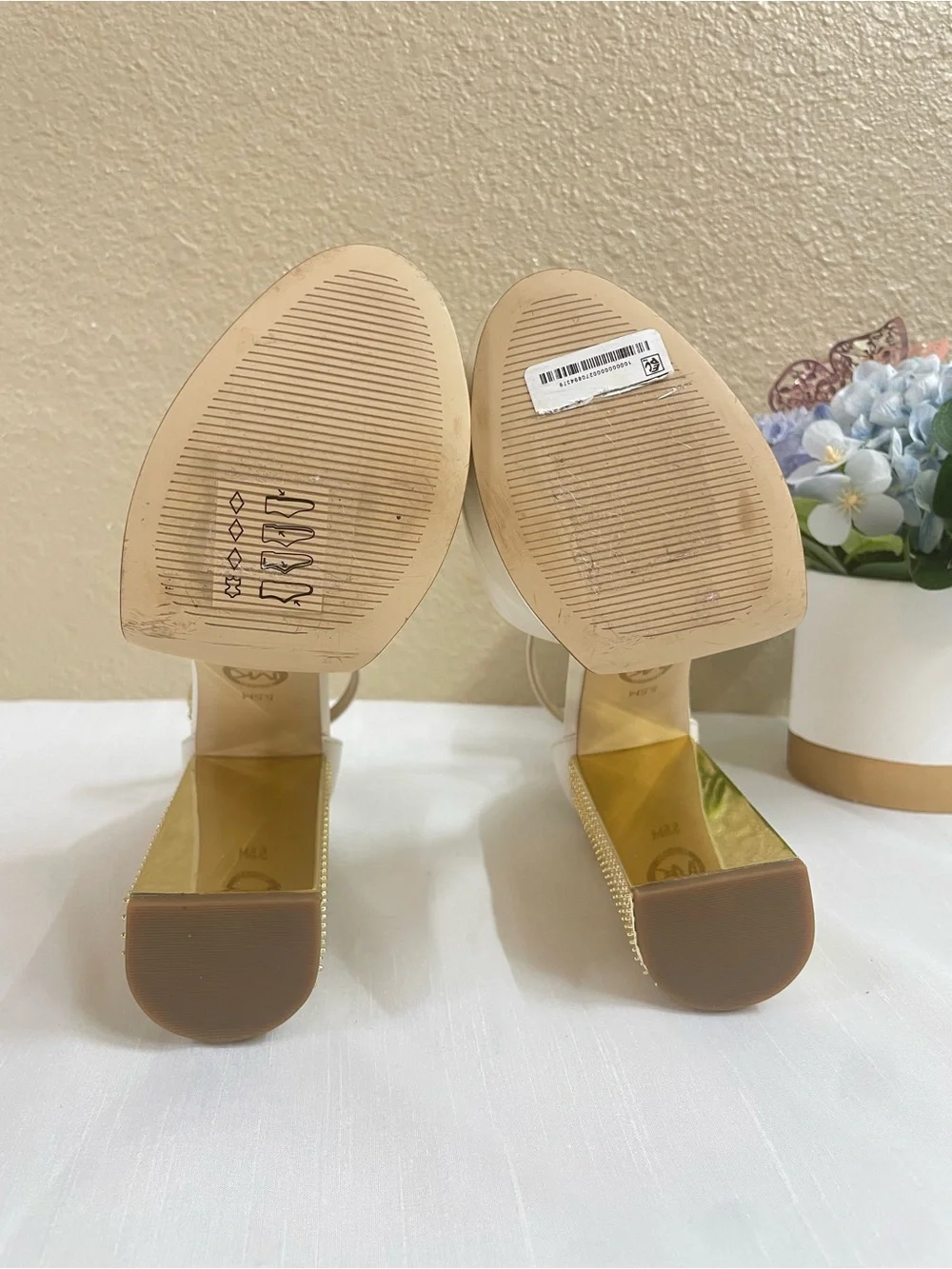 Michael Kors chic cream